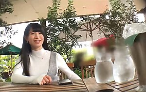 300maan-338 3rd grade college rina-chan 21 years old street corner amateur nampa