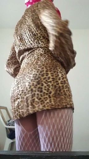 Sexy Body Need Someone Who Can Fuck Me Hard