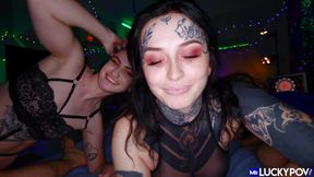 Inked big tit girlfriend get pounded