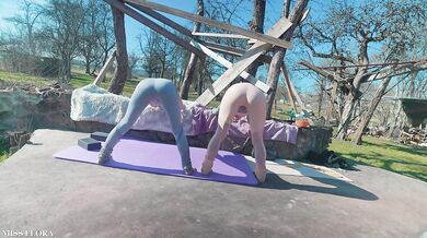 JOI Voyeur Stretching in Yoga pants with my tattoo girlfriend Anuskatzz
