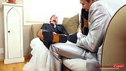 GentlemensCloset: Clint Returns To LA For An Epic Size 12 Foot Worship Session