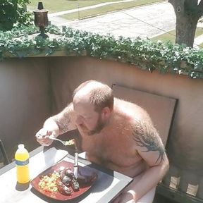 THE NUDIST CHEF