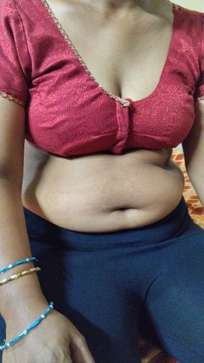 Desi Bhabhi masturbating cucumber