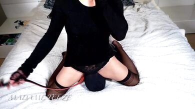 Madame Teeze - Mummified Smother and Breathplay