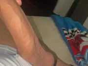 Tuve una ereccion al recordar como se veía mi maestra