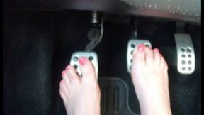 Mes merveilleux pieds et somptueuses jambes !!!............My wonderful feet and magnificent legs!!!! 720P