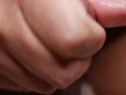 mi glande chorreando precum