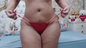 sensual dance in red lingerie and shaking my huge butt and flashing my pink ass