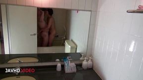 horny Asian Sary delivers explosive orgasms