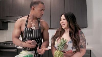 Tokyo Leigh - Getting Juicy With Tokyo