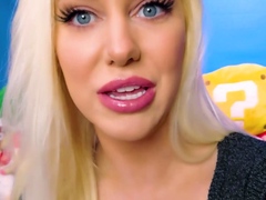 Chubby blonde brianna solo masturbation