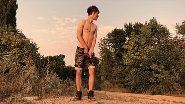 Teenager Jerking off his 9 inches / Huge Veiny Cock / Hot