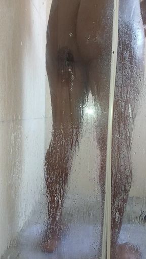 Time to Shower with My Toy