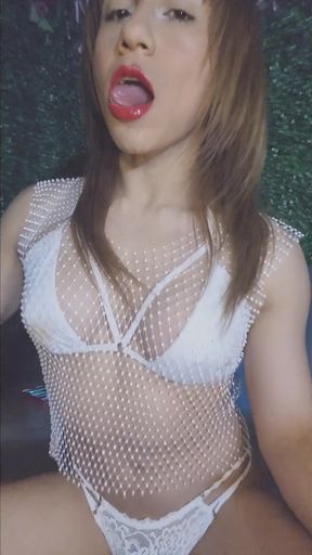 Play Tongue in Your Body