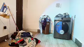 Housemaid gives a phat ass twerk show before getting creampied