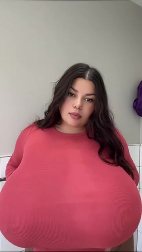 Amateur teen with big tits exposes her perky nipples and juicy ass