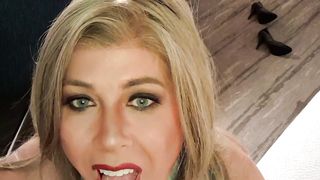 Awesome bj from trans bunny! Sound up!