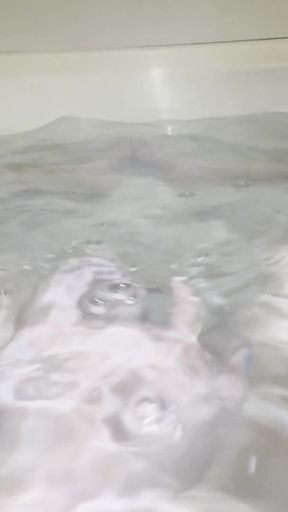 Fingering My Pussy and Exhibiting My Feet at the Bathtub