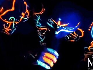 Sex and Uv Painting with Nyx & Dmona
