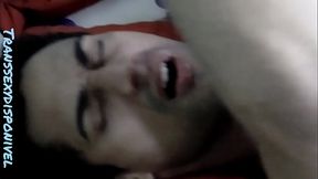 Linda boneca gostosa tendo seu cuzinho arrega&ccedil_ado por pica grande de cliente