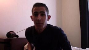 beau rebeu hetero suce par un gay algerievoici un beau rebeu hetero qui va se...