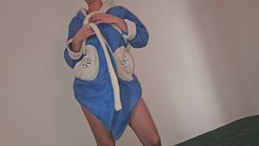 Trendy Stepmother Amateur Fucks Stepson After Bath