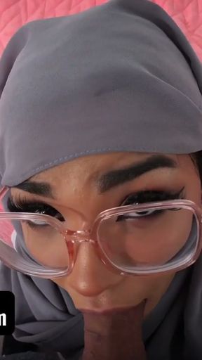Hijab Hookup - Hot Muslim Teen With Hijab Twerks Her Huge Round Booty For Lucky Stud POV Style   Clip 2