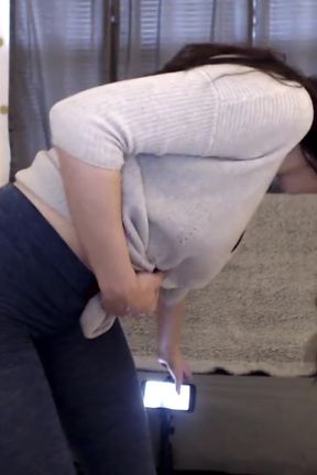 Peeing in leggings and tights 4 times
