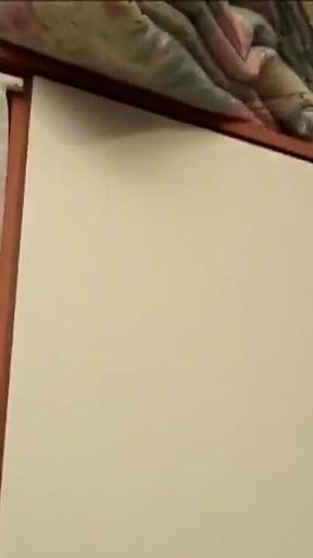 Hot Italian Sluts in Calde Porcellone Italiane a Complete Homemade Video