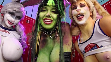 JERK OFF FOR CARTOON COSPLAY ! Space Jam Parody