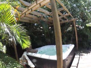 Sweetheart's Hottub Ass fucking & Ramming ft FreakyT