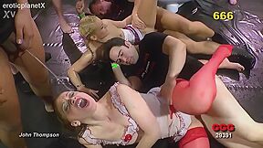 Karolina In Ggg - The Golden Shower Sluts 2