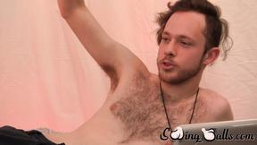 ”Bombshell gay Woody Johnson cums hard after prick tugging”