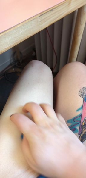 Slappy thighs!