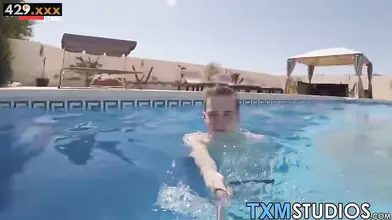 Amateurs Gone Wild! Sexually Charged Outdoor Orgy