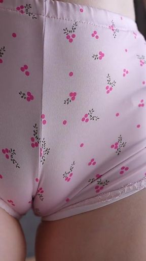 Stepmom's Cameltoe Pussy.