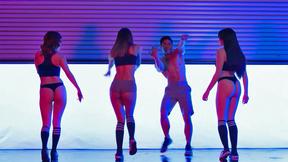 ”Mesmerizing big booty MOMMY babes working out with dude & hot big booty MOMMY”