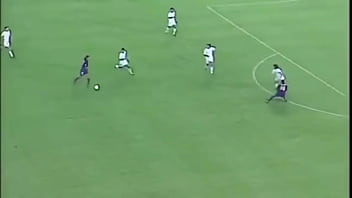 Incredibile goal di Ronaldinho contro il Sevilla