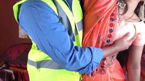 Desi Bhabhi Sex with Home Worker