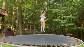 Girl Jumping on trampoline public Sex on Trampoline!!