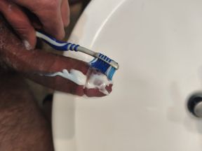 Wasching my Cock