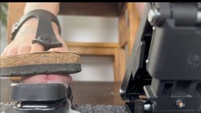 A Pedal Pumping Shoejob - CBT, Cock crush and Shoe fetish with well worn and dirty Birkenstock Gizeh Sandals - Shoe fetish - sandals - Painted toenails - 4k