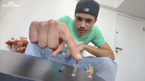 The Little Ones of the Giant's House Gui Moraes!