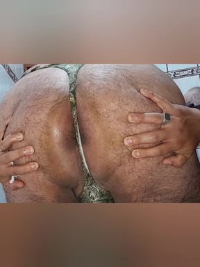 Nice Cum and Anal Penetration Using Green Thin Thong