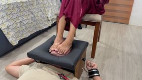 NONSTOP Extreme Verbal Humiliation While He Suffer Under My Feet In SmotherBox
