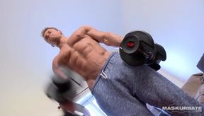 Maskurbate Brad Showing Off His Huge Muscles and DICK!