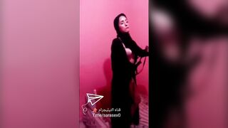 شرموطه مصريه بتضرب سبعه ونص وحبيبها يصورها