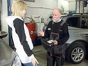 Frances prefers parking lot to hotel room when fucking old goes young guy