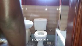 ebony babe massaged and fucked by a tricky masseur