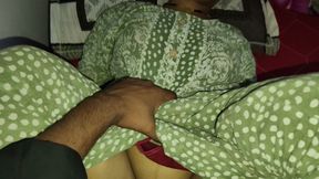 Desi bhabhi fucking hard missionary
